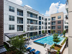 Click for Photos of Pearl Midtown